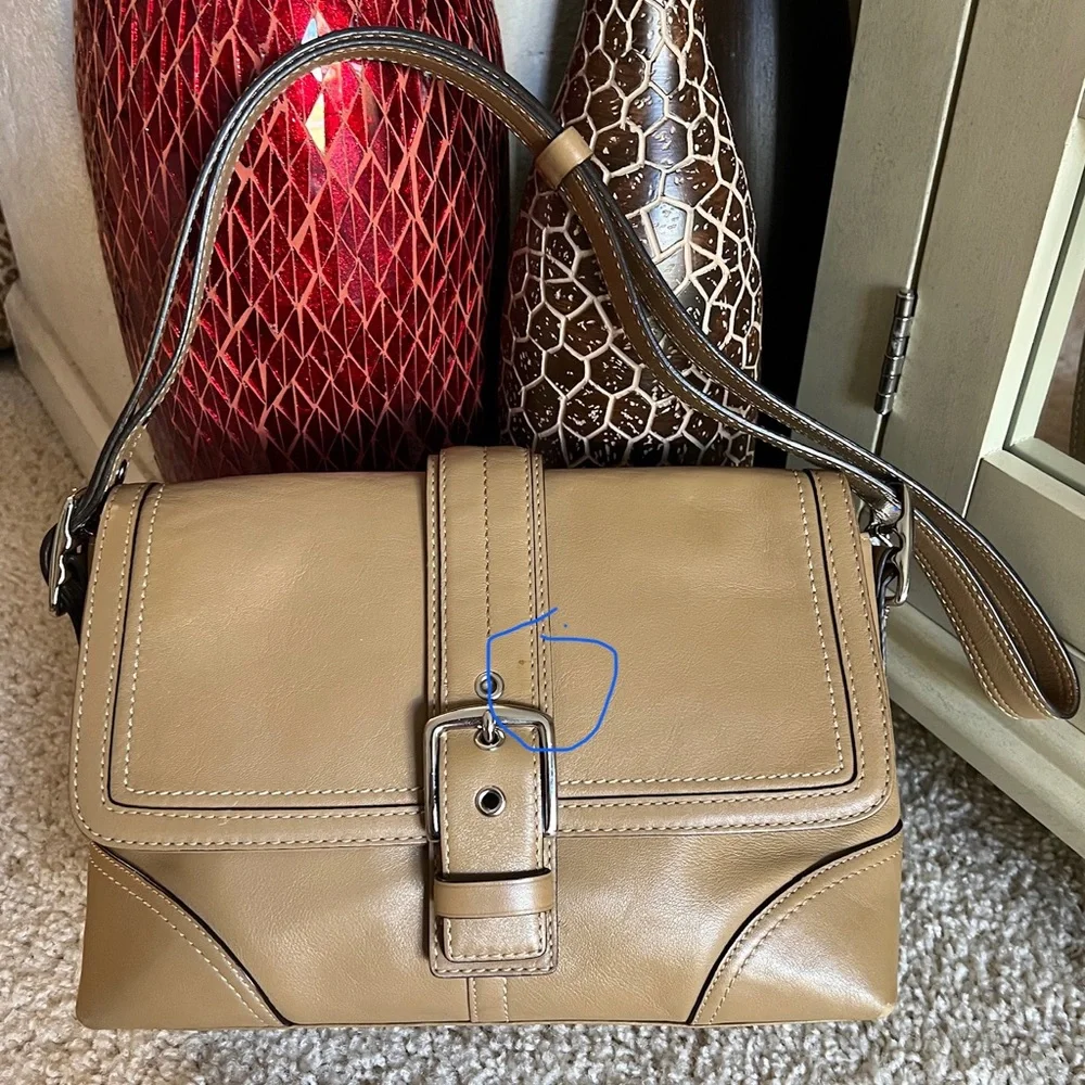 Coach Handbag - Picture 2 of 10